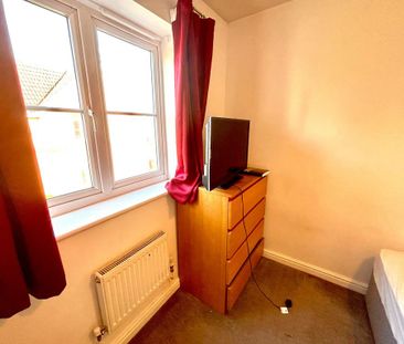 1 bedroom detached house to rent - Photo 3