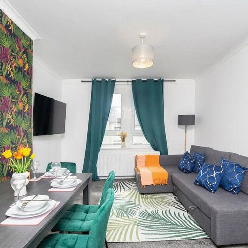 Sanderson Avenue - Photo 1