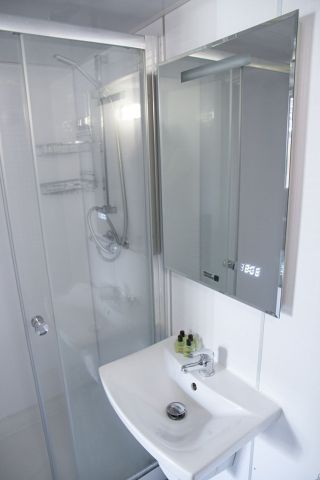 Studio Flat, Hanover House, NW2 - Photo 5