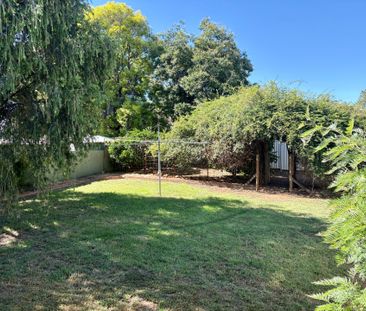 SOUTH TAMWORTH - Renovated 3 Bedroom Home - Photo 3