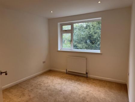 3 bedroom detached house to rent - Photo 5