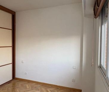 Apartamento de alquiler en Calle Calle Alcalá, Simancas - Photo 1