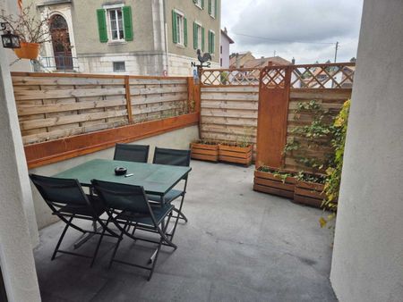 2.5-room loft on the ground floor - Photo 4