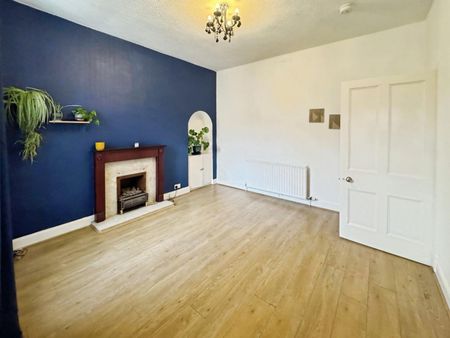 2 bedroom House To Let Total Size: 894 SQ FT - Photo 3