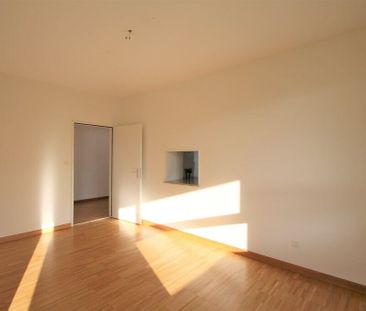 Grosszügige 5.0-Zimmerwohnung mit Dachterasse und Weitblick - Photo 1