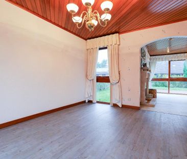 5 bedroom detached house to rent - Photo 3