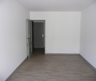 A louer à Châteauroux appartement type 2 - Photo 3