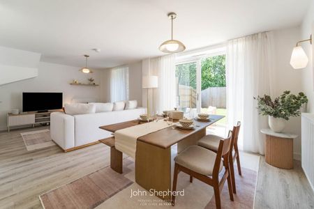 4 bedroom end of terrace house to rent - Photo 2