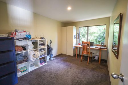 Modern, Sunny 4-Bedroom Home with Stunning Views! - Photo 3