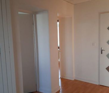 Location Appartement 3 pièces 48m² - Photo 4
