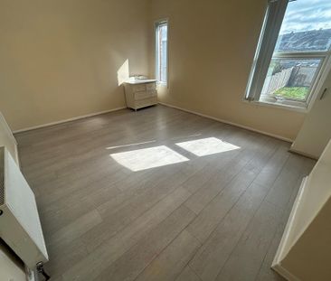 2 bedroom house to rent - Photo 1