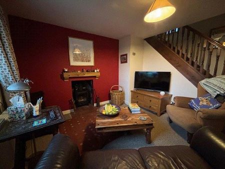 2 bedroom terraced house to rent - Photo 2