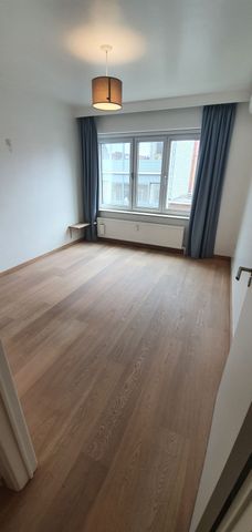 Appartement te huur - Foto 2