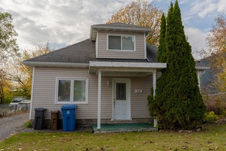 Maison à étages à louer - Gatineau (Gatineau) (Carrefour de la Capitale) Maison à étages à louer - Gatineau (Gatineau) (Carrefour de la Capitale) - Photo 2