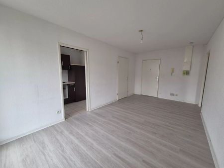 Appartement Tours Nord 2 pièce(s) 38.13 m2 - Photo 2