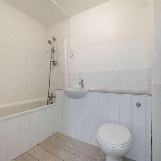 Dairyman Close, Cricklewood, London, NW2 - Photo 1