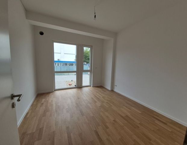 Erstbezug nach Sanierung - Schicke 2-Zimmer mit Balkon, EBK u. Fußbodenheizung - Foto 1