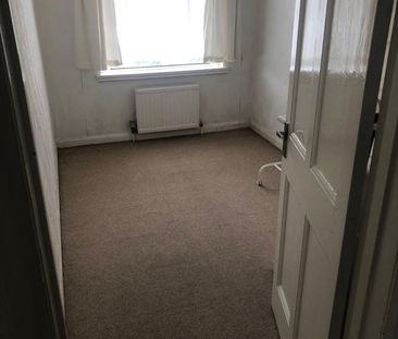 4 Bed Terraced House, Eden Grove, BS7 - Photo 5