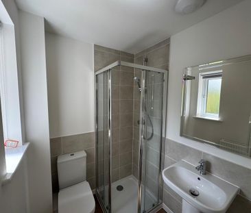3 bedroom detached house to rent - Photo 6