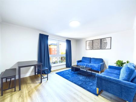 3 bedroom apartment to rent - Photo 3