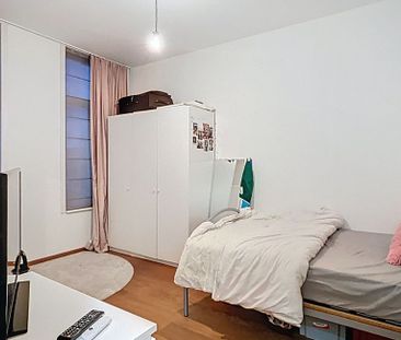 Appartement te huur in Kortrijk voor € 745 met 1 slaapkamer - Photo 3