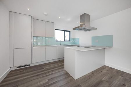 2 bedroom flat to rent - Photo 2