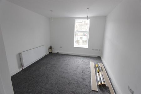 1 bedroom duplex to rent - Photo 2