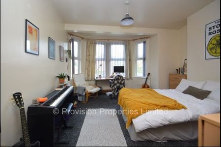 8 Bedroom Student Houses Central Hyde Park - Photo 2