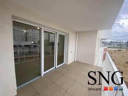 T3 AVEC LOGGIA + PARKINGS - Photo 5