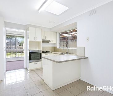 1/18 Circle Drive, Cranbourne, VIC 3977 - Photo 1