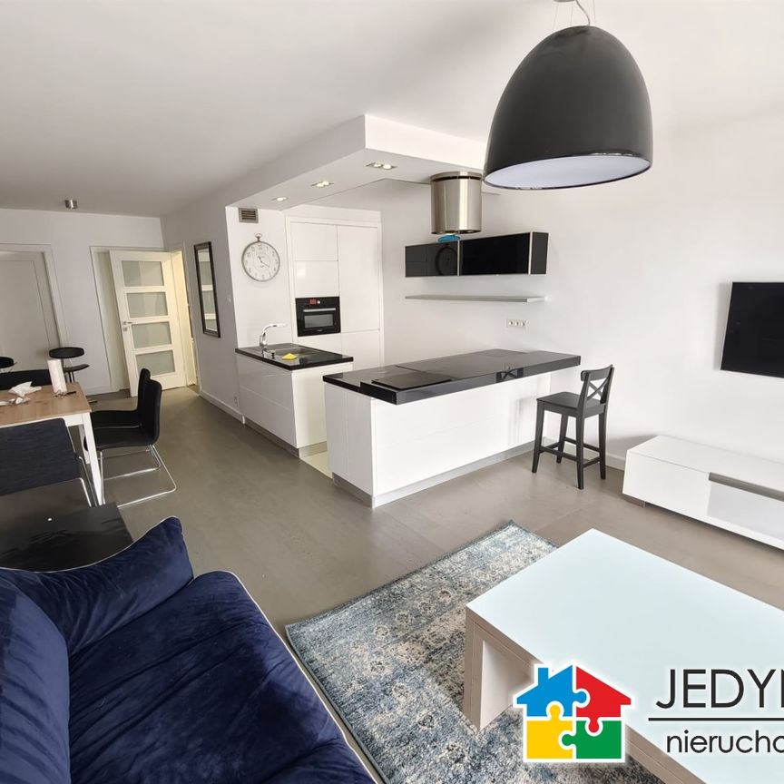 Półwieś, Opole - Photo 1