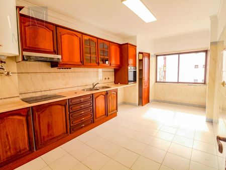 Apartamento T2 em Setúbal - Photo 3