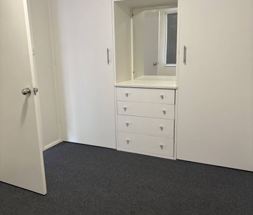 NEAT & TIDY 2 BEDROOM HOME - Photo 4