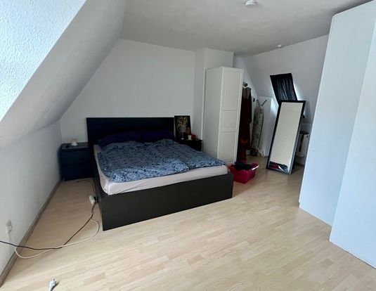 Wohnen auf Großen Fuß - 90m² Maisonette Wohnung über 3 Etagen mit Balkon - Photo 1
