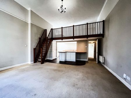 Monro Drive, Guildford, GU2 9PF - Photo 4