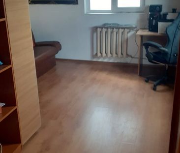 DE INCHIRIAT 2 CAMERE la MANSARDA CU WC FARA DUS - ZONA LIDL BRĂTIANU - Photo 1