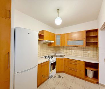 Pronájem bytu 2+1 44 m² - Fotografie 3