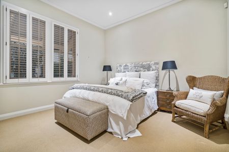 Premium Remuera Character and Position - Photo 4