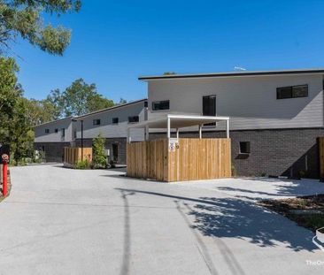 Be quick to secure this near new 4 bedroom townhouse situated in a ... - Photo 6