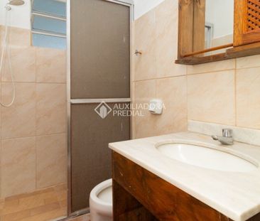 Apartamento com 1 quarto e 37m² para alugar em Menino Deus, Porto A... - Foto 6
