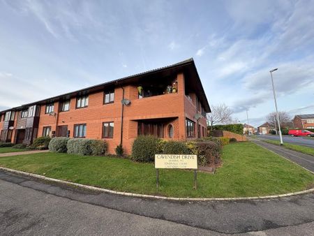 2 bedroom flat to rent - Photo 3