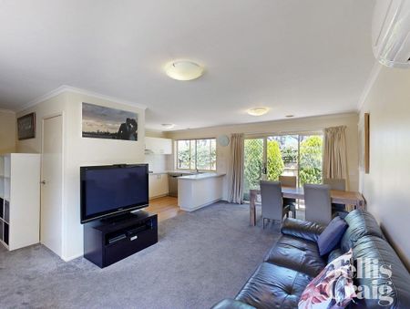 4/2 Cooma Street, Moorabbin - Photo 2