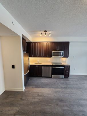 For Lease - 38 Annie Craig Drive Unit# 1410, Toronto, Ontario - Photo 1