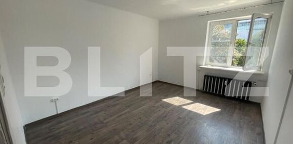 Garsoniera pretabil firma, Vad pietonal generos pozitie Ultracentrala - Fotografie 2