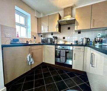 2 bedroom flat to rent - Photo 3