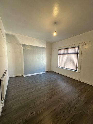 3 Bed Terraced House, Makin Street, L4 - Photo 3