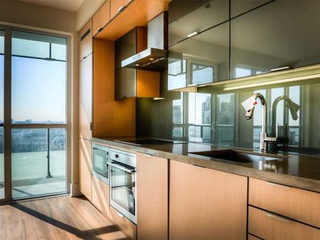 For Lease - 300 Front Street Unit# 3014, Toronto, Ontario - Photo 3