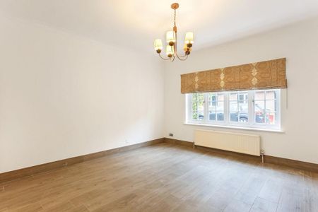 5 bedroom detached house to rent - Photo 3