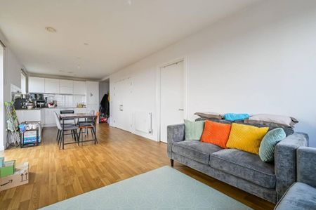 2 bedroom flat to rent - Photo 4