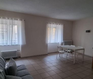 Location Appartement 1 pièce 32m² PRIVAS 07000 - Photo 2